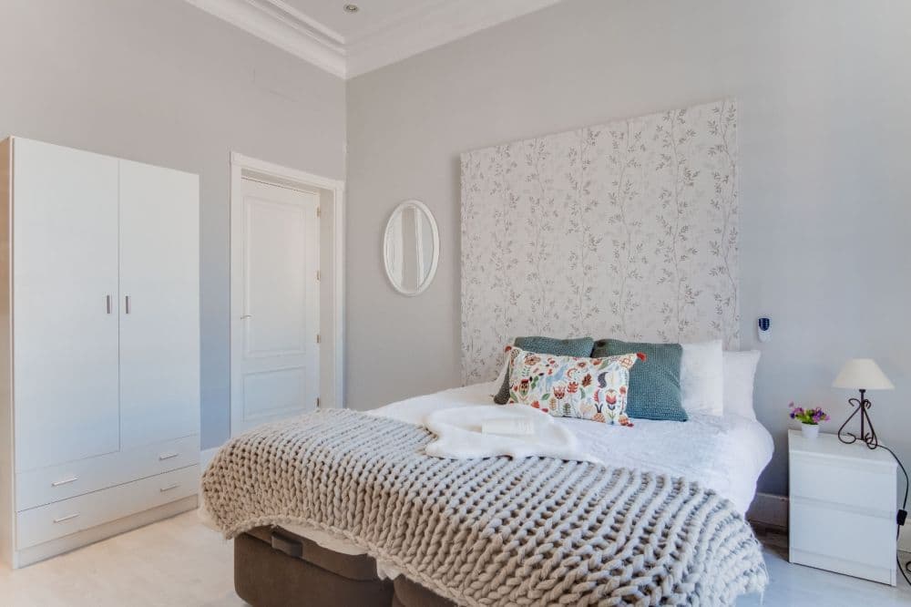 Private room in Madrid photo 3