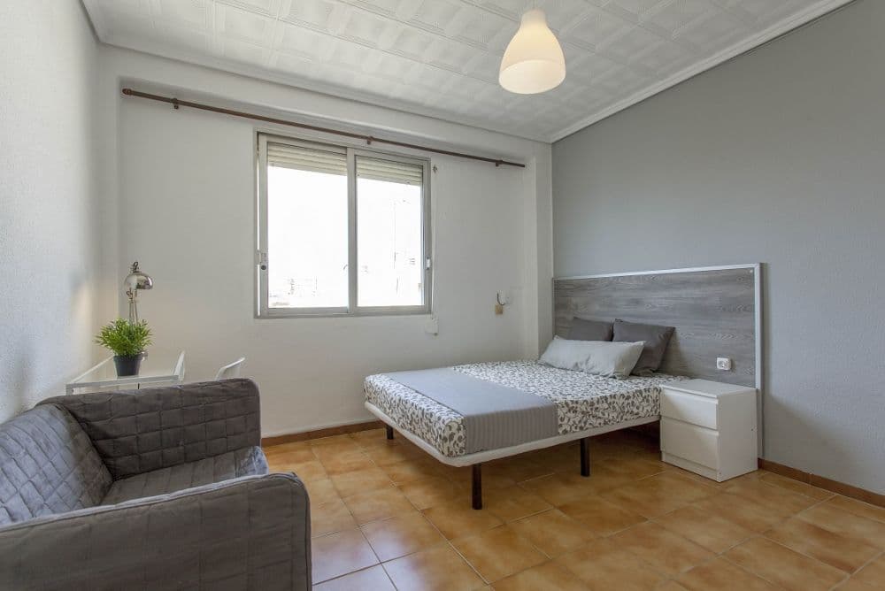 Private room in Valencia