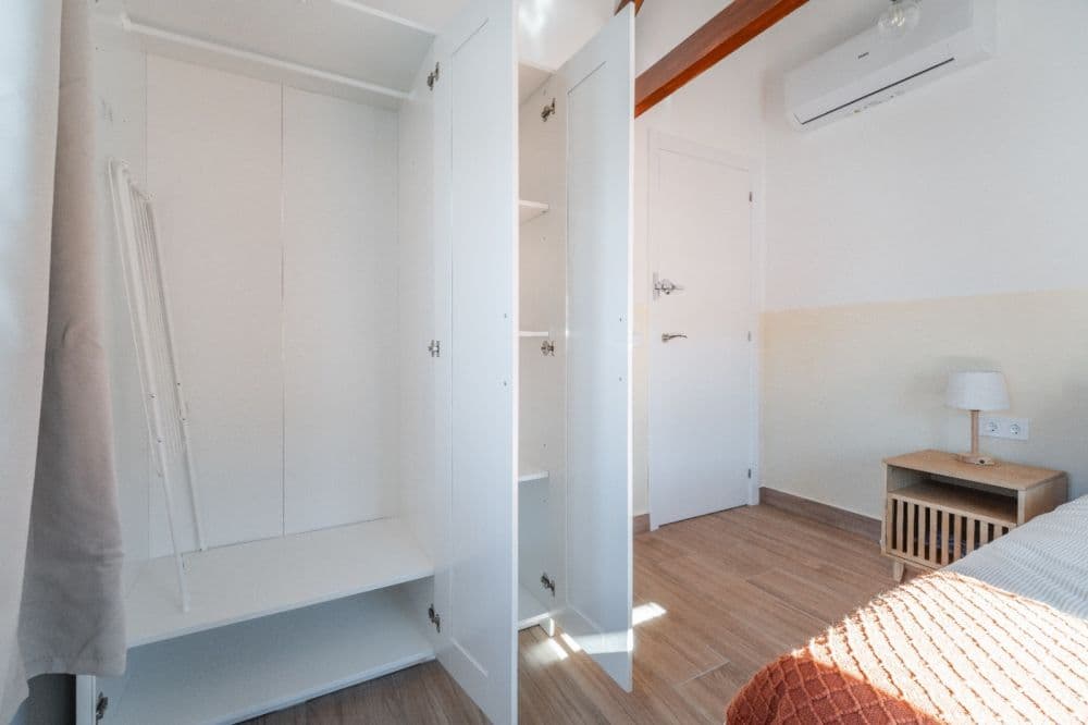 Private room in Madrid photo 5