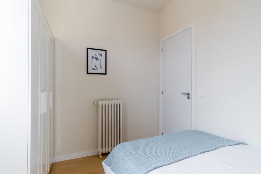 Private room in Madrid photo 3