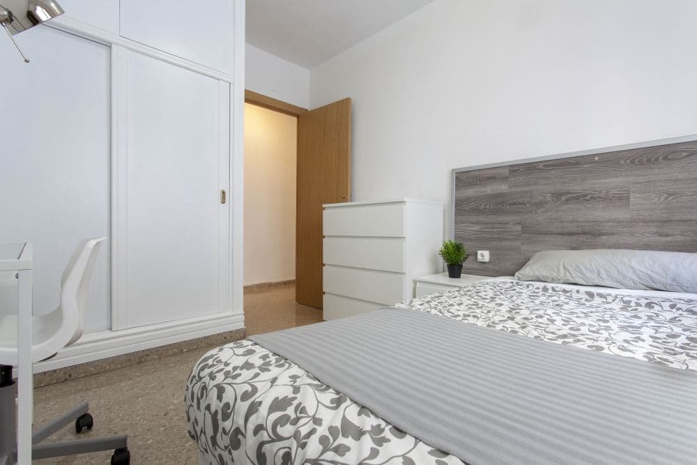 Private room in Valencia