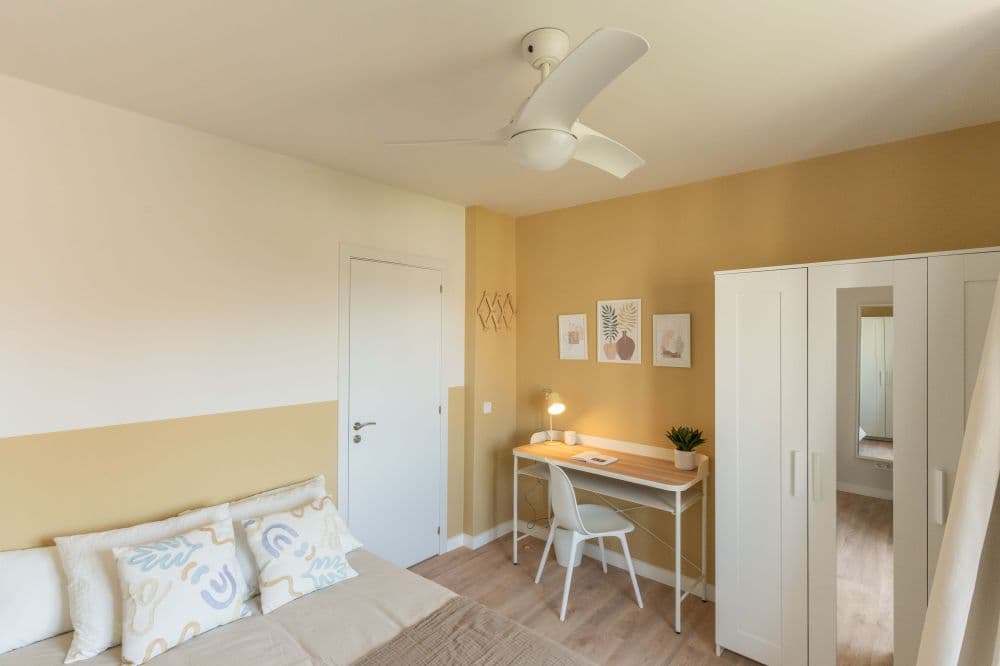 Private room in Madrid photo 5