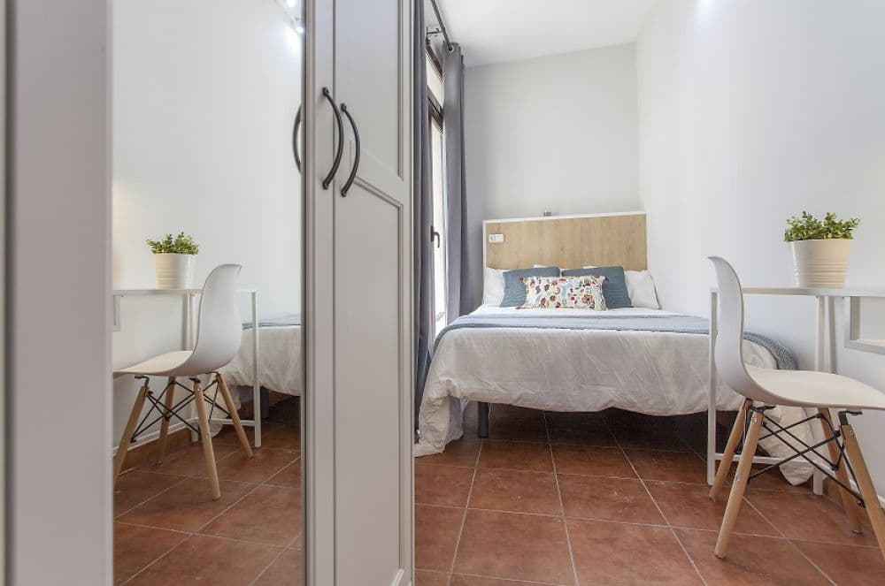 Private room in Valencia photo 2