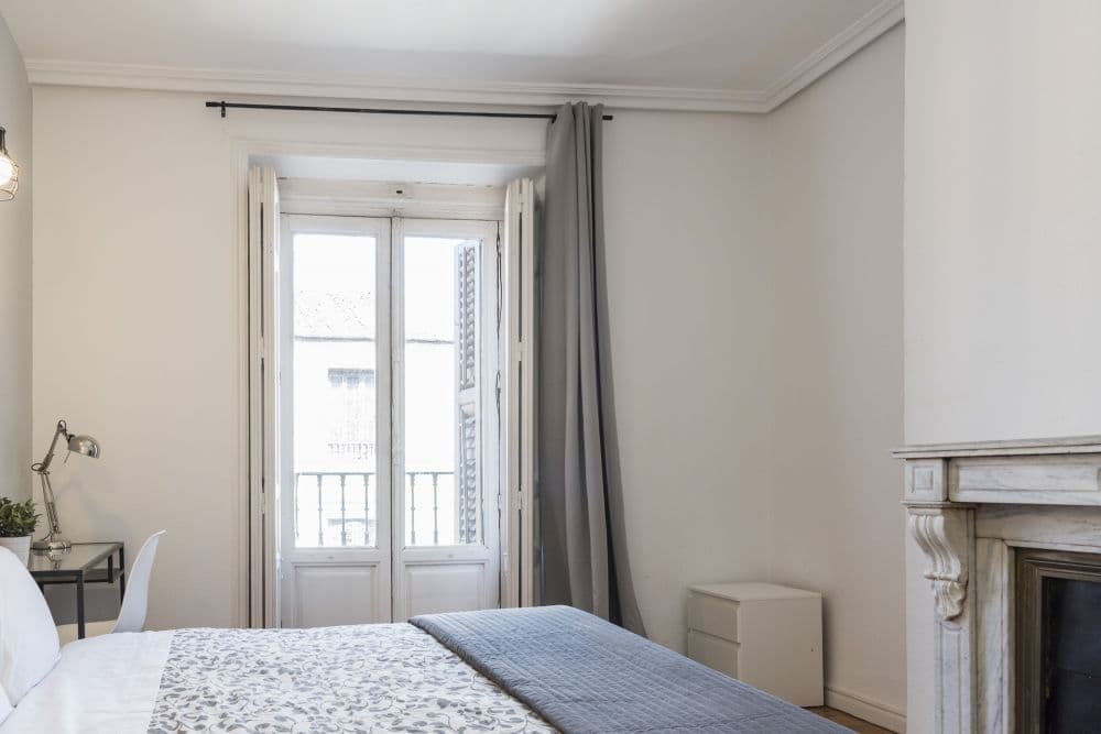 Private room in Madrid photo 2