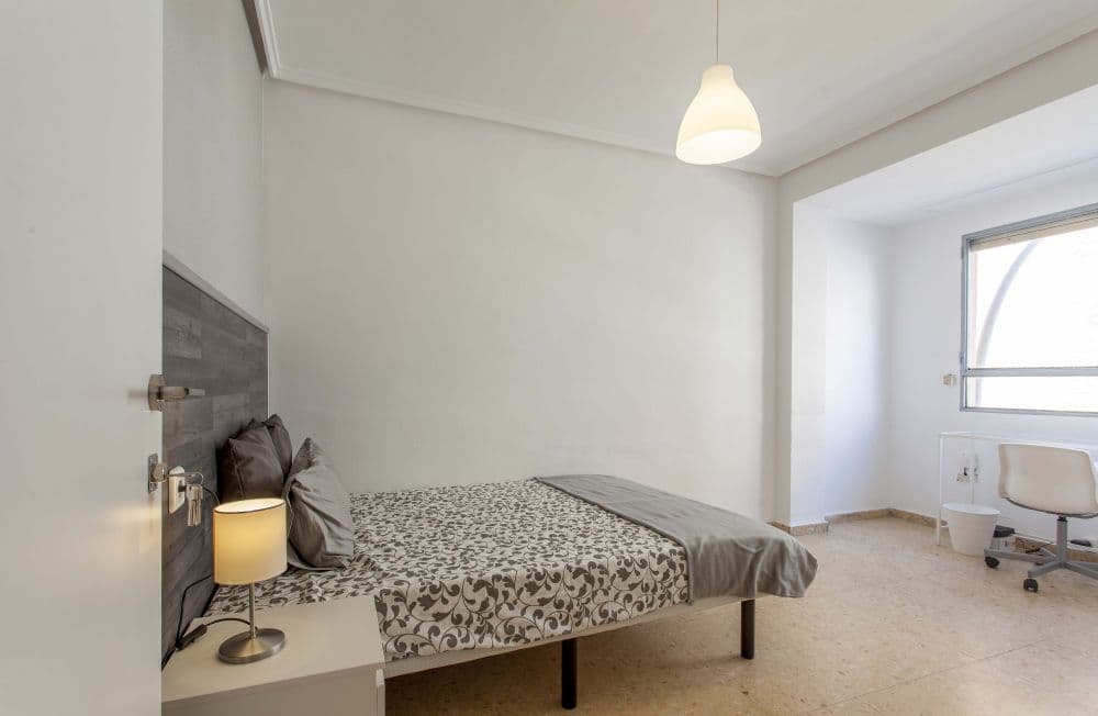 Private room in Valencia