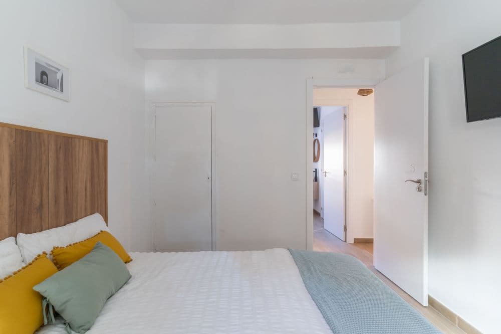 Private room in Madrid photo 4