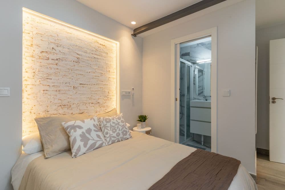 Private room in Madrid photo 4