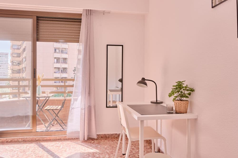 Private room in Valencia photo 4