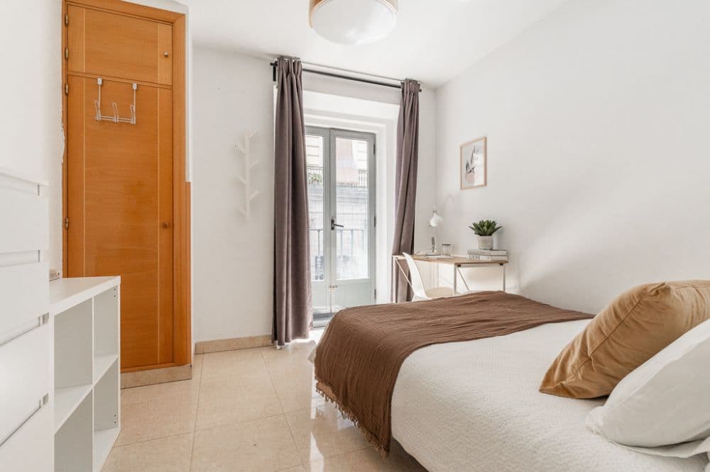 Stanza privata a Madrid photo 3