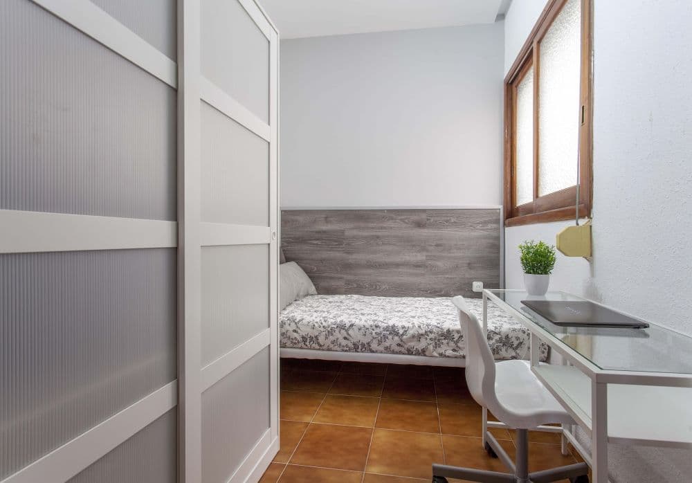 Private room in Valencia