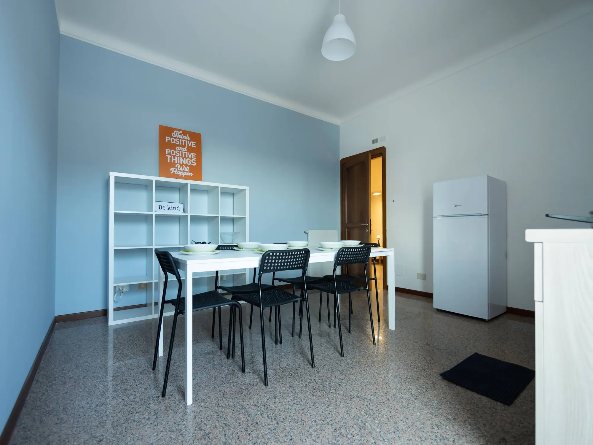 Stanza privata a Lecco photo 4