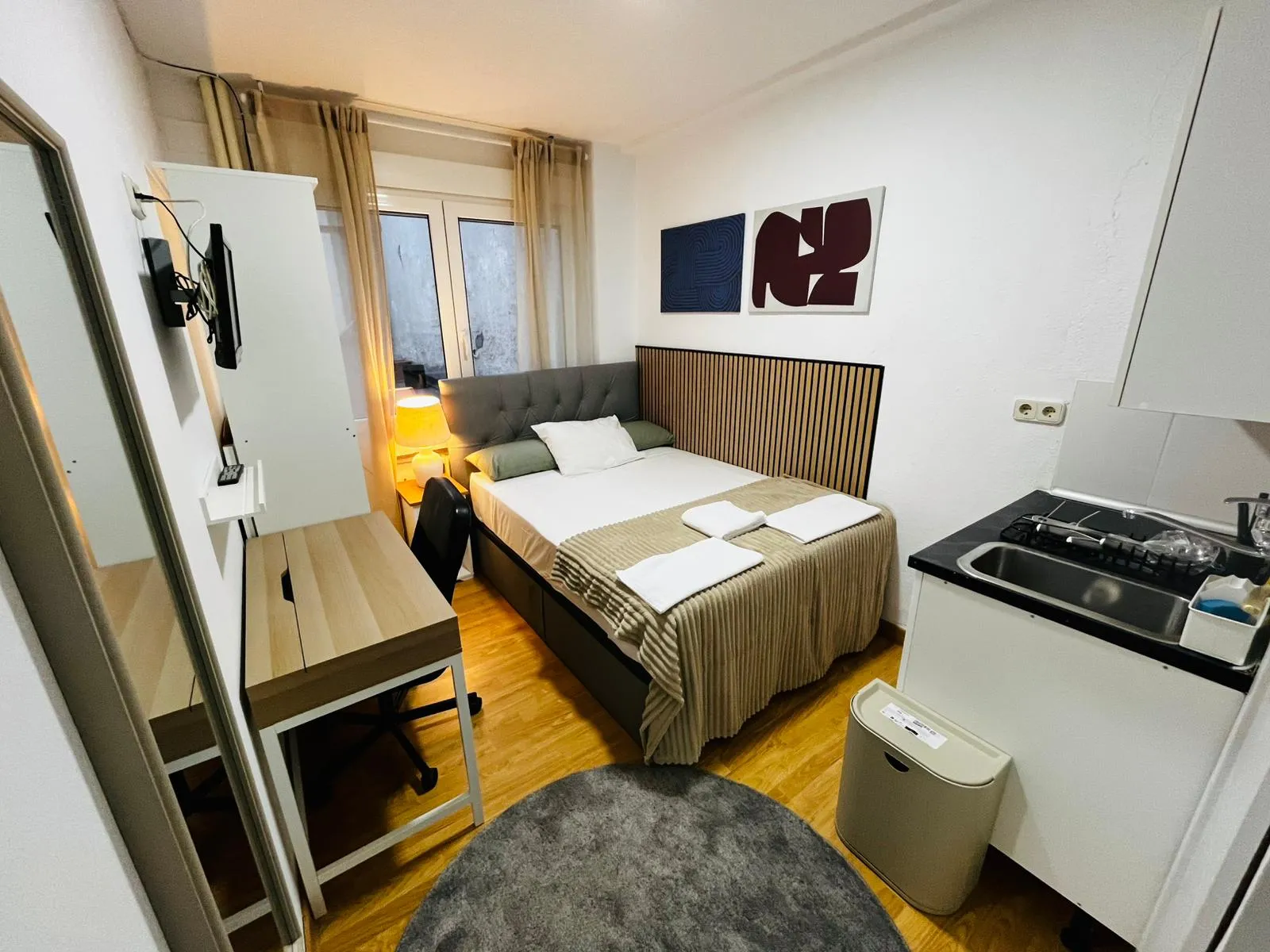 Studio in Madrid photo 2