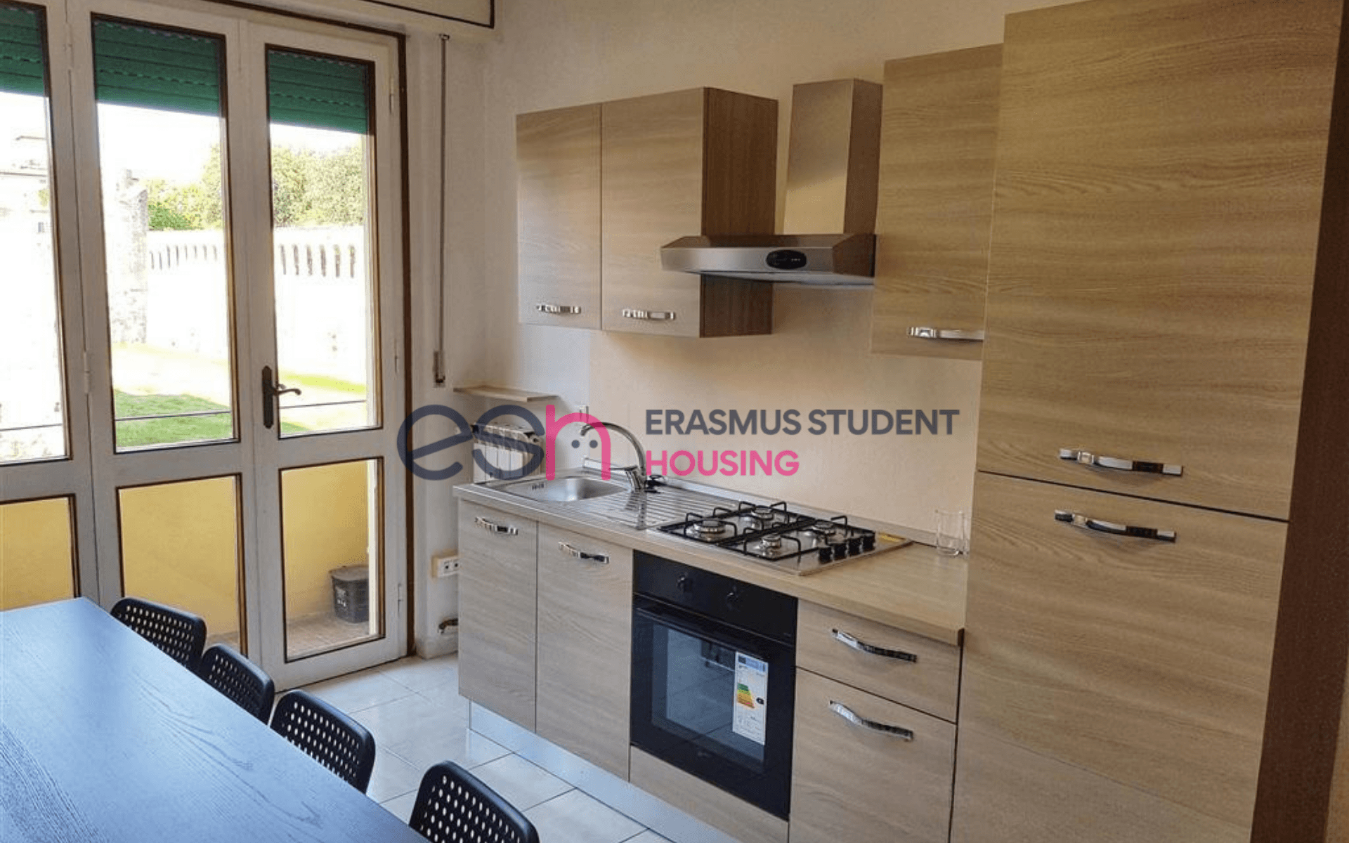 Shared Room in Pisa photo 5