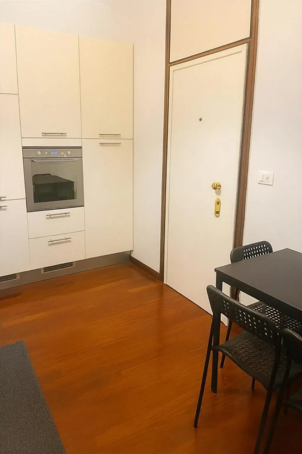 Private room in Milan photo 4