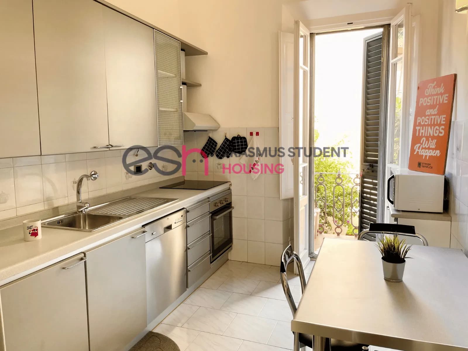Kitchen 1