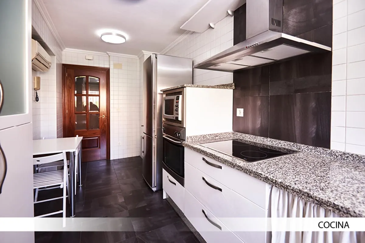 Private room in Seville photo 5