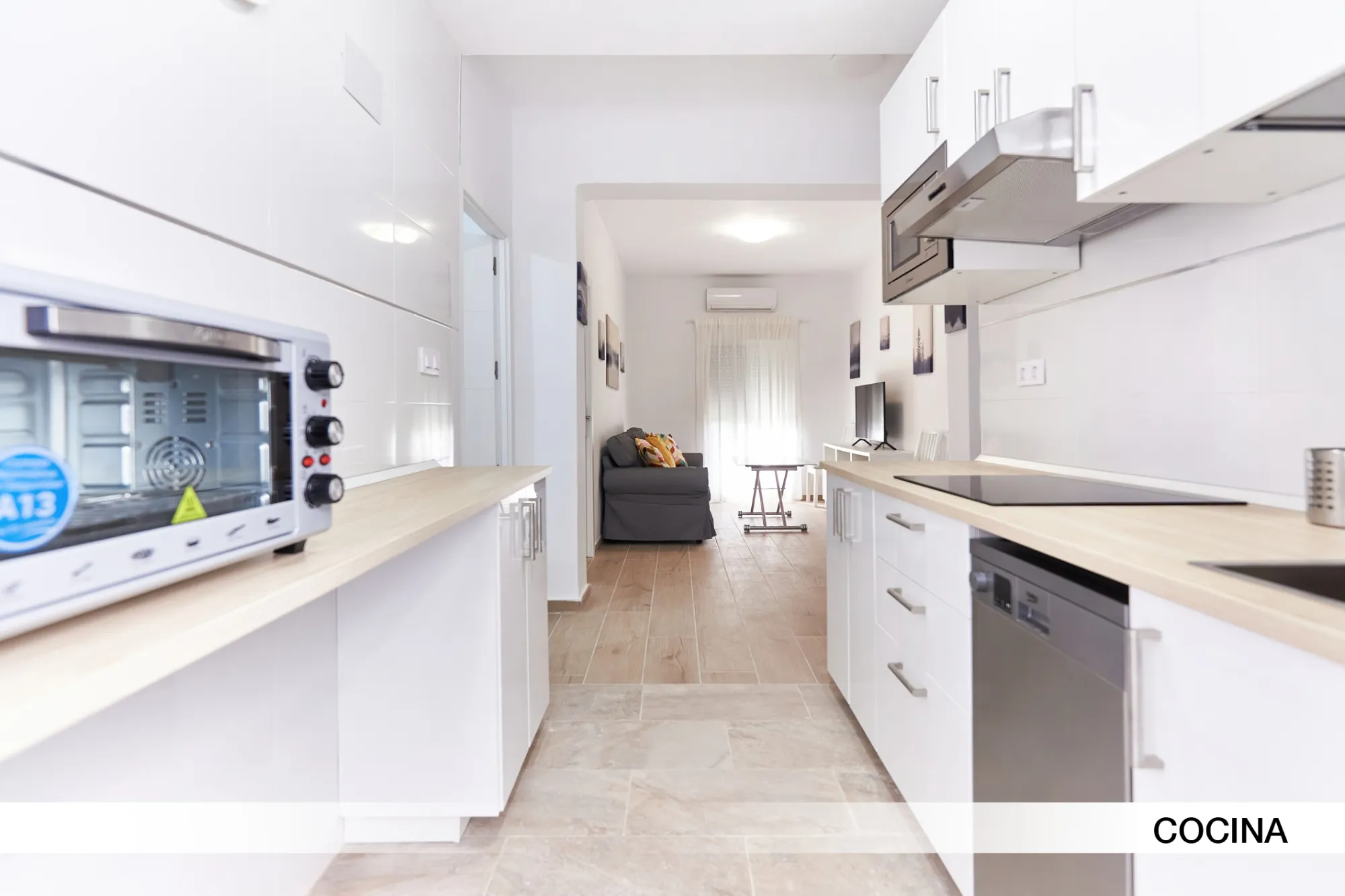 Private room in Seville photo 5