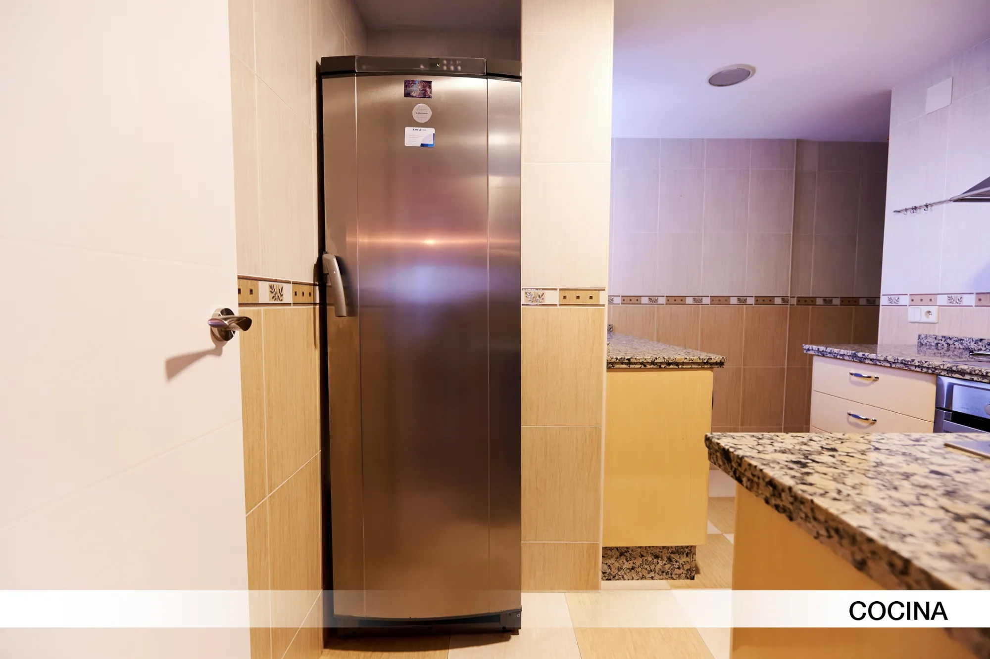 Private room in Seville photo 5