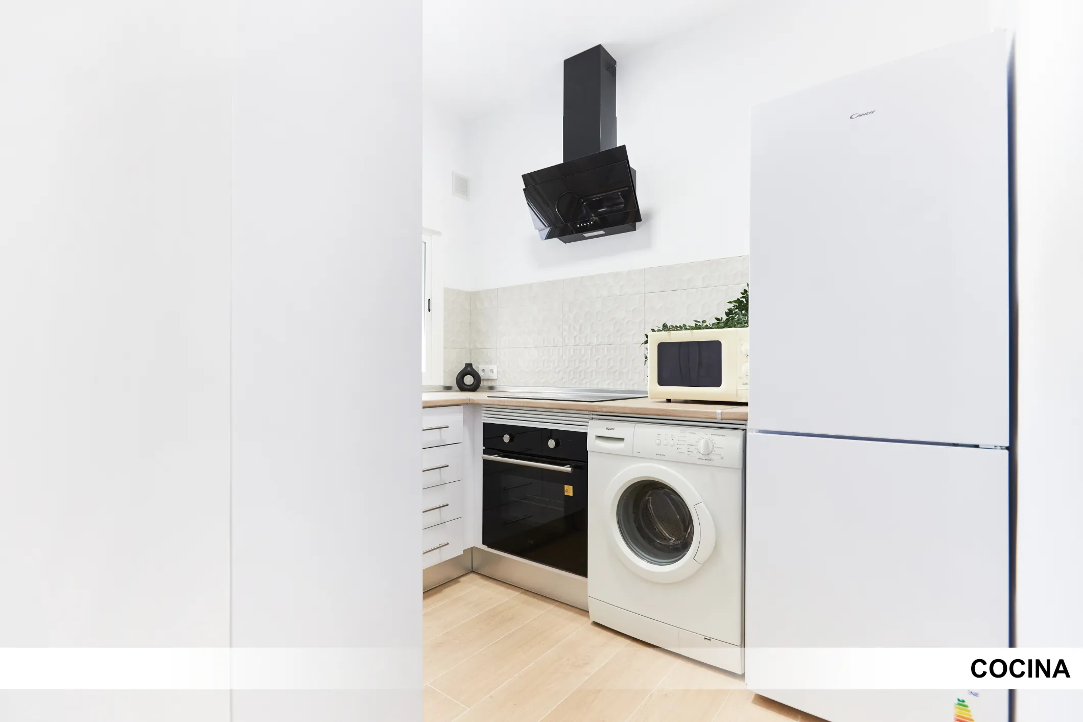 Private room in Seville photo 5