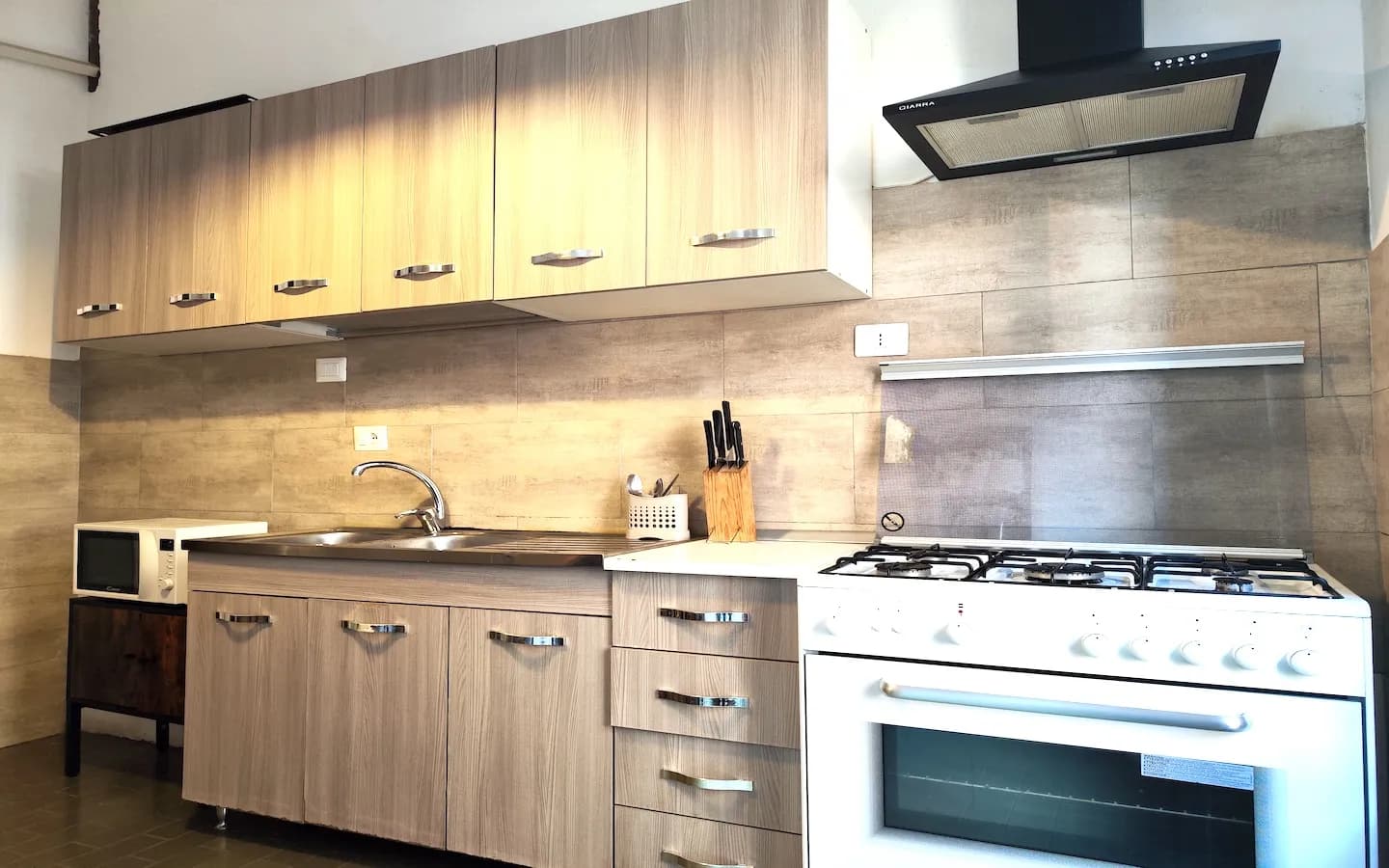 Kitchen 3