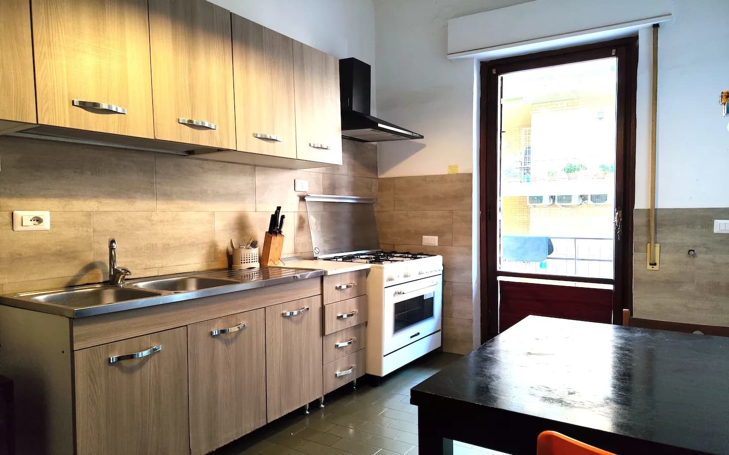 Kitchen 2