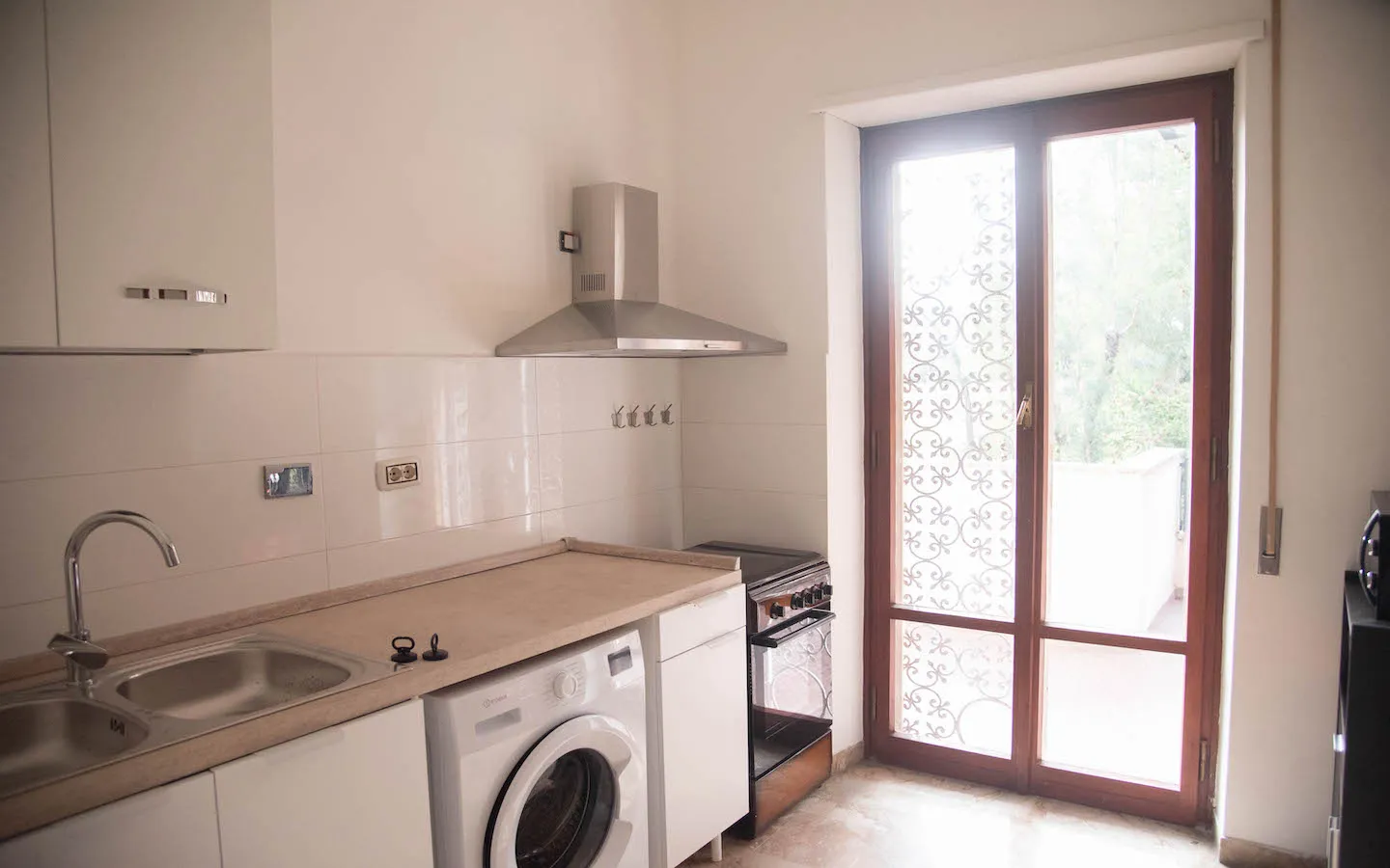 Kitchen 1