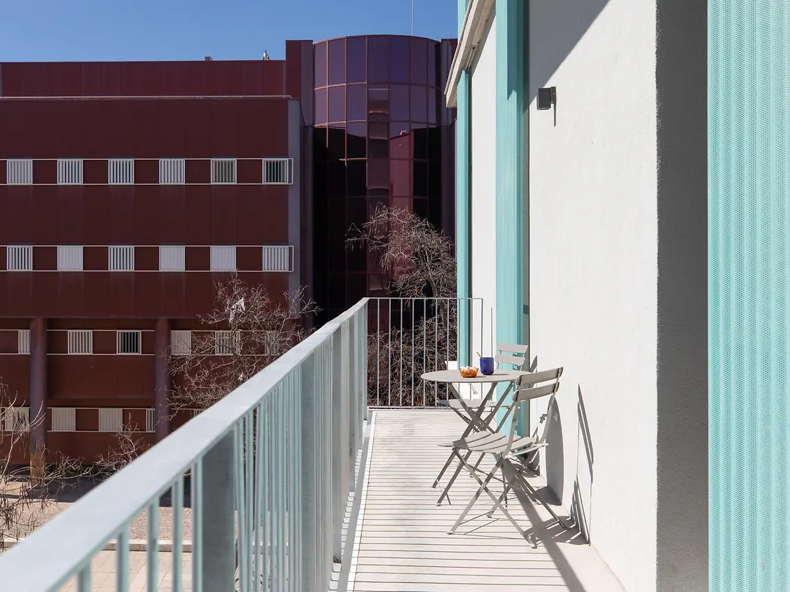 Singola con cucina Plus e balcone a Siviglia 2