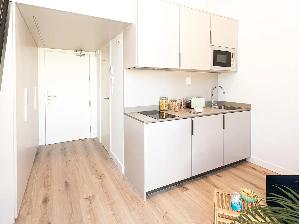 Singola con cucina Plus e balcone a Siviglia 3