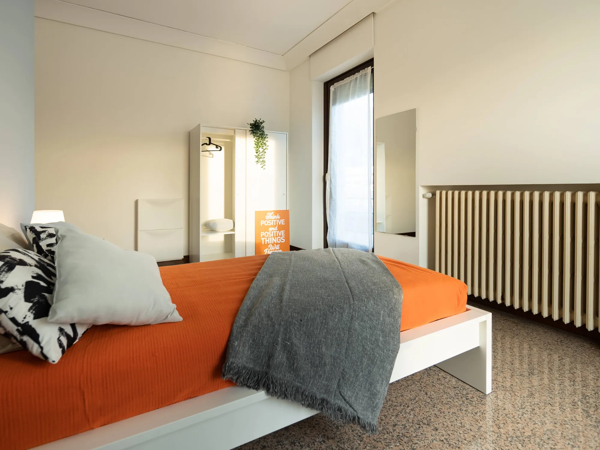 Stanza privata a Lecco photo 2