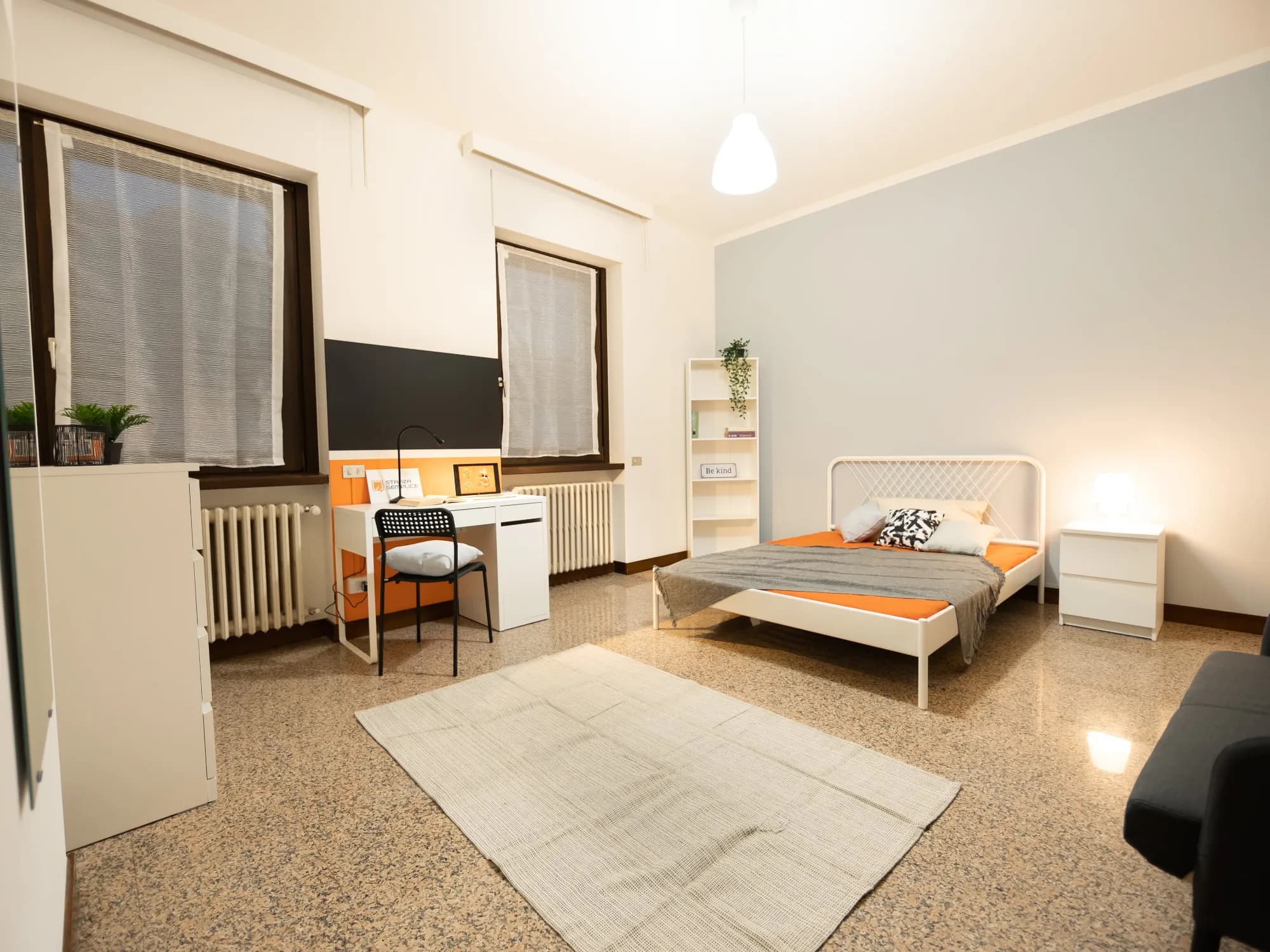 Stanza privata a Lecco