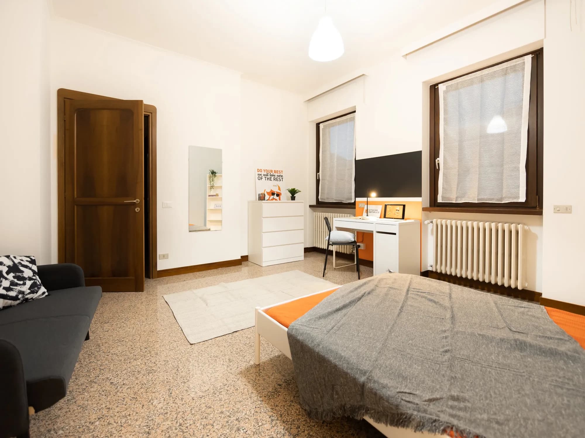 Stanza privata a Lecco photo 2