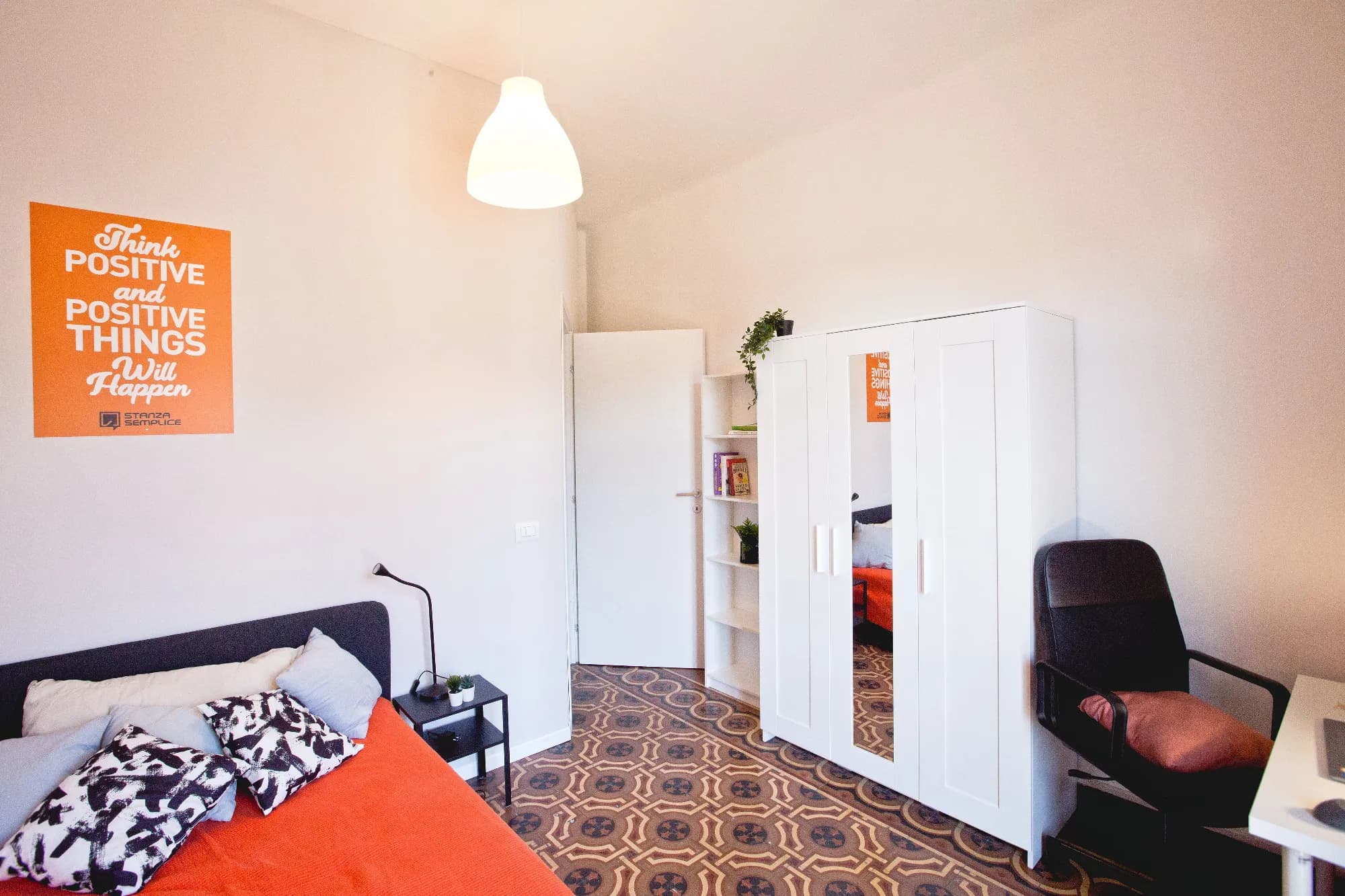 Stanza privata a Lecco