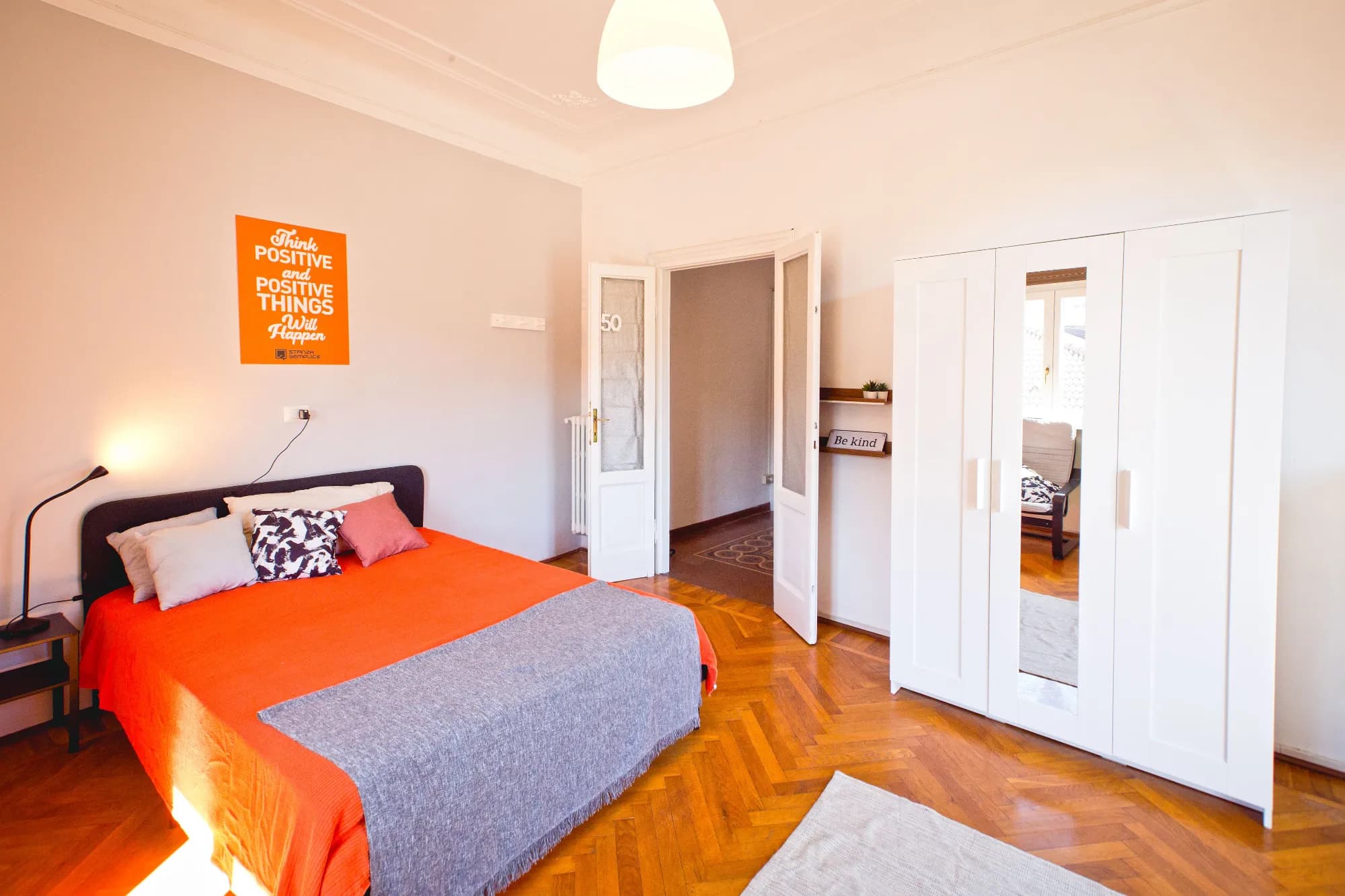 Private room in Lecco photo 3