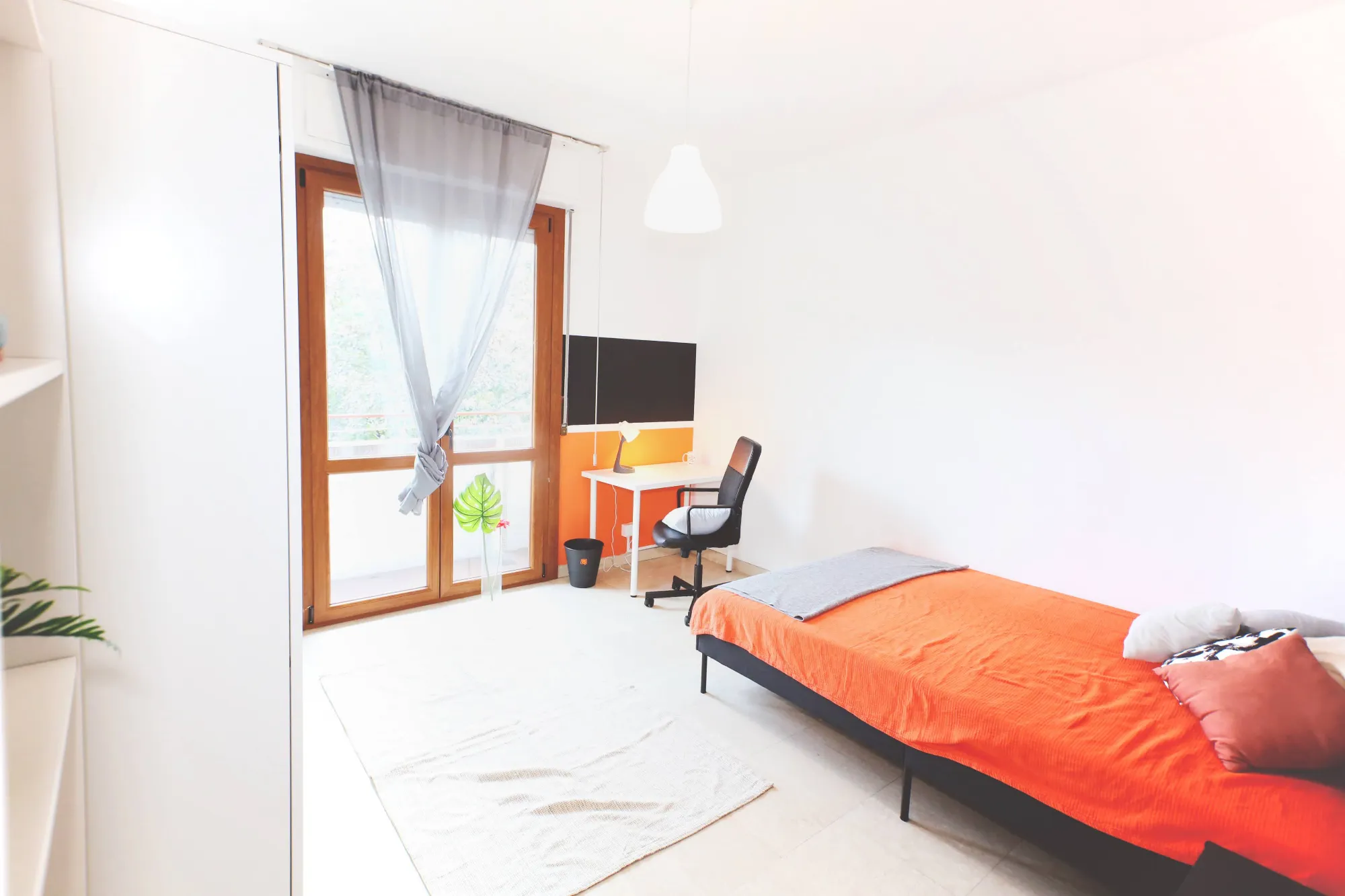 Private room in Lecco photo 5