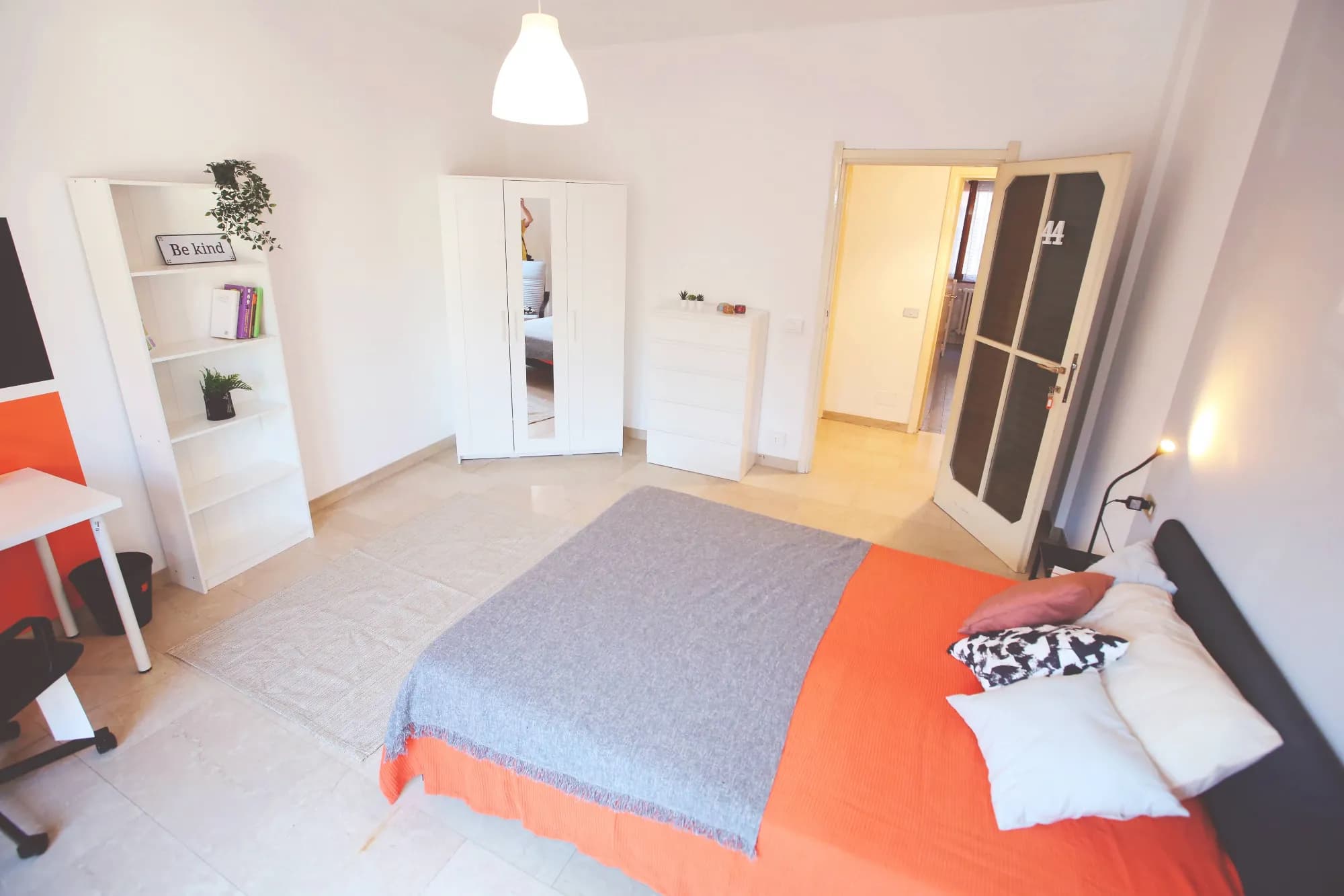 Stanza privata a Lecco photo 3