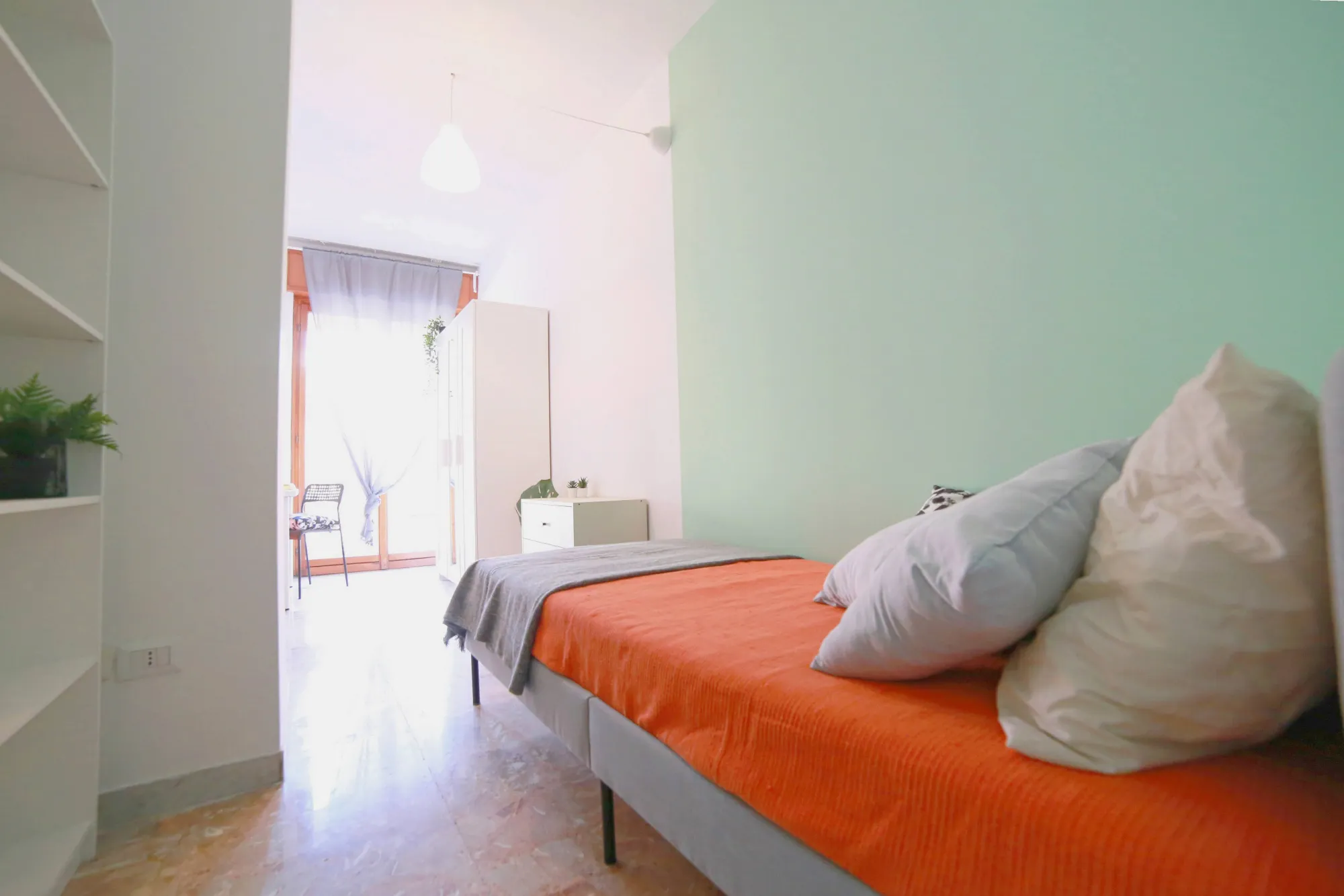 Stanza privata a Lecco photo 4