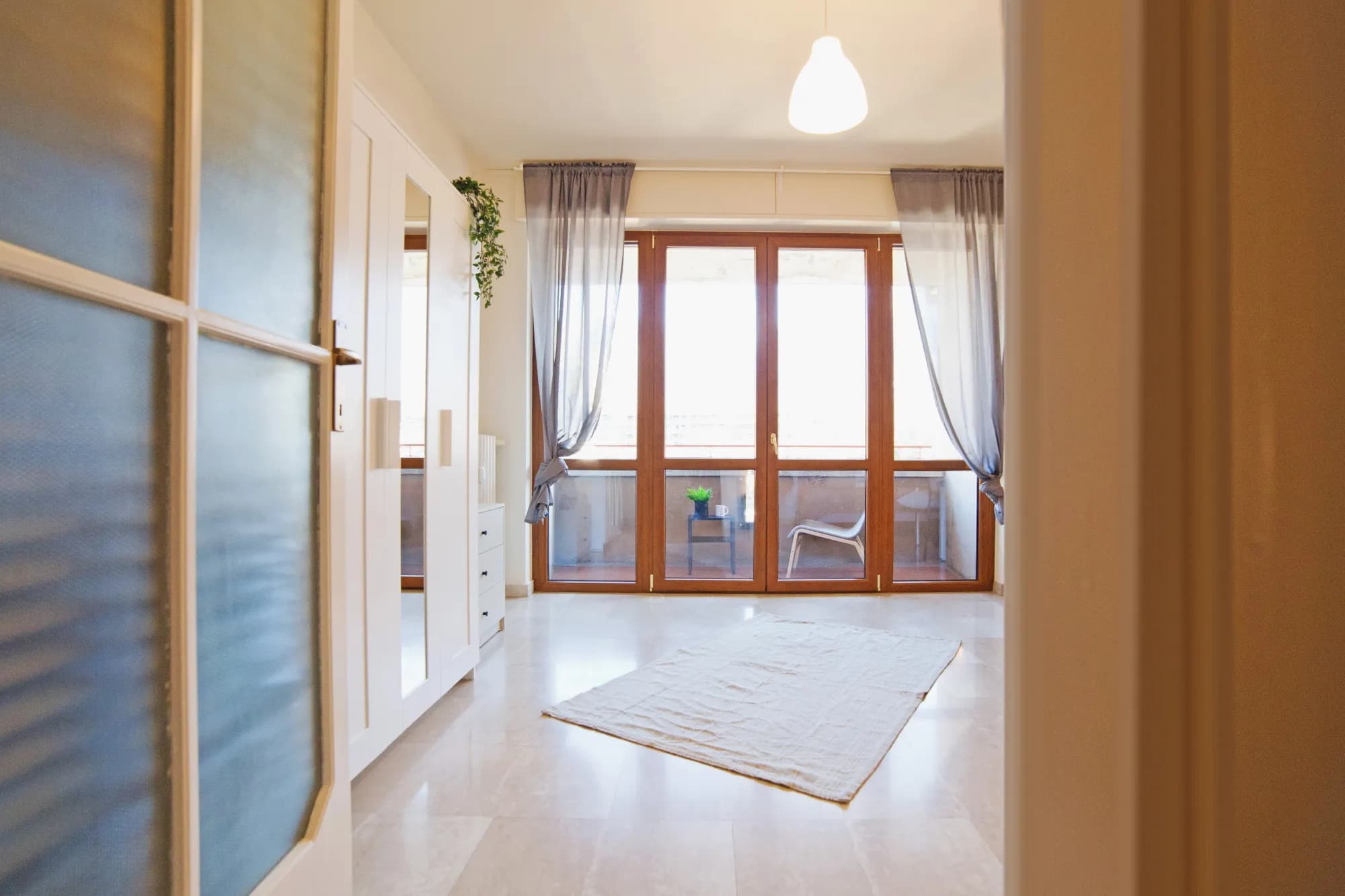 Stanza privata a Lecco photo 4