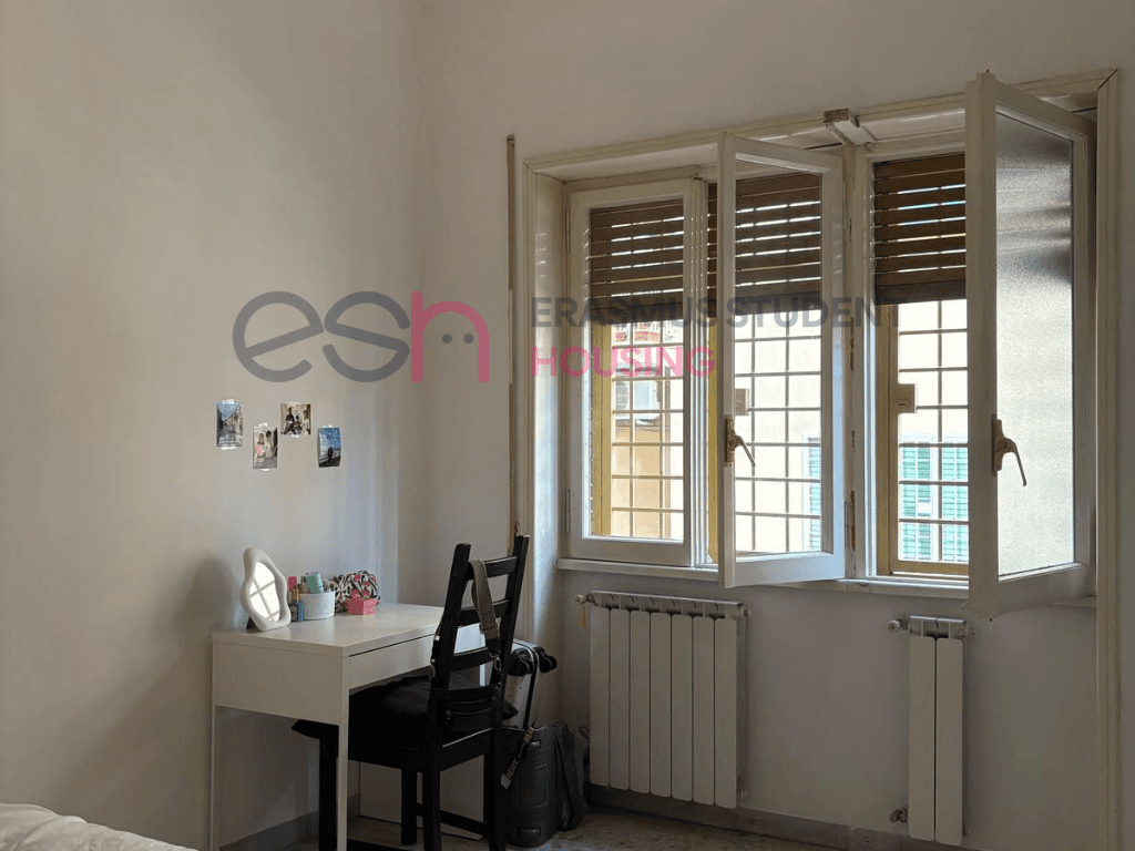 Shared Room in Rome photo 2