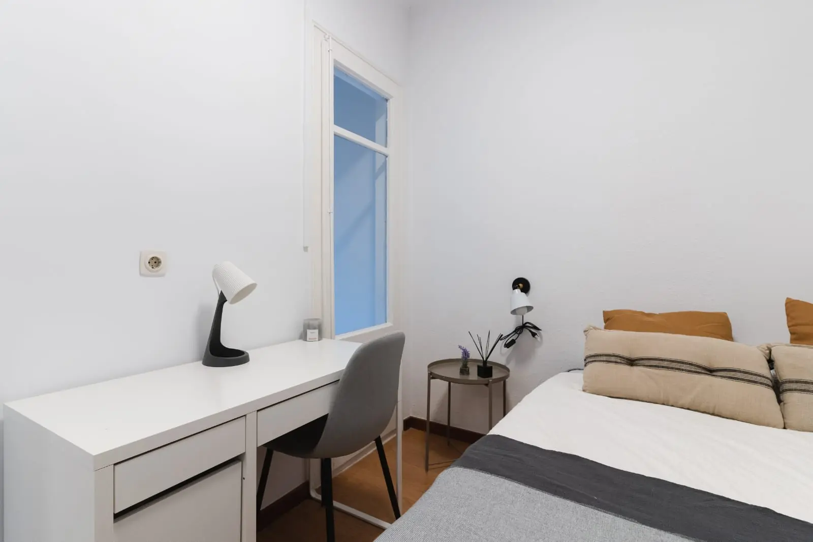 Private room in Barcelona photo 3