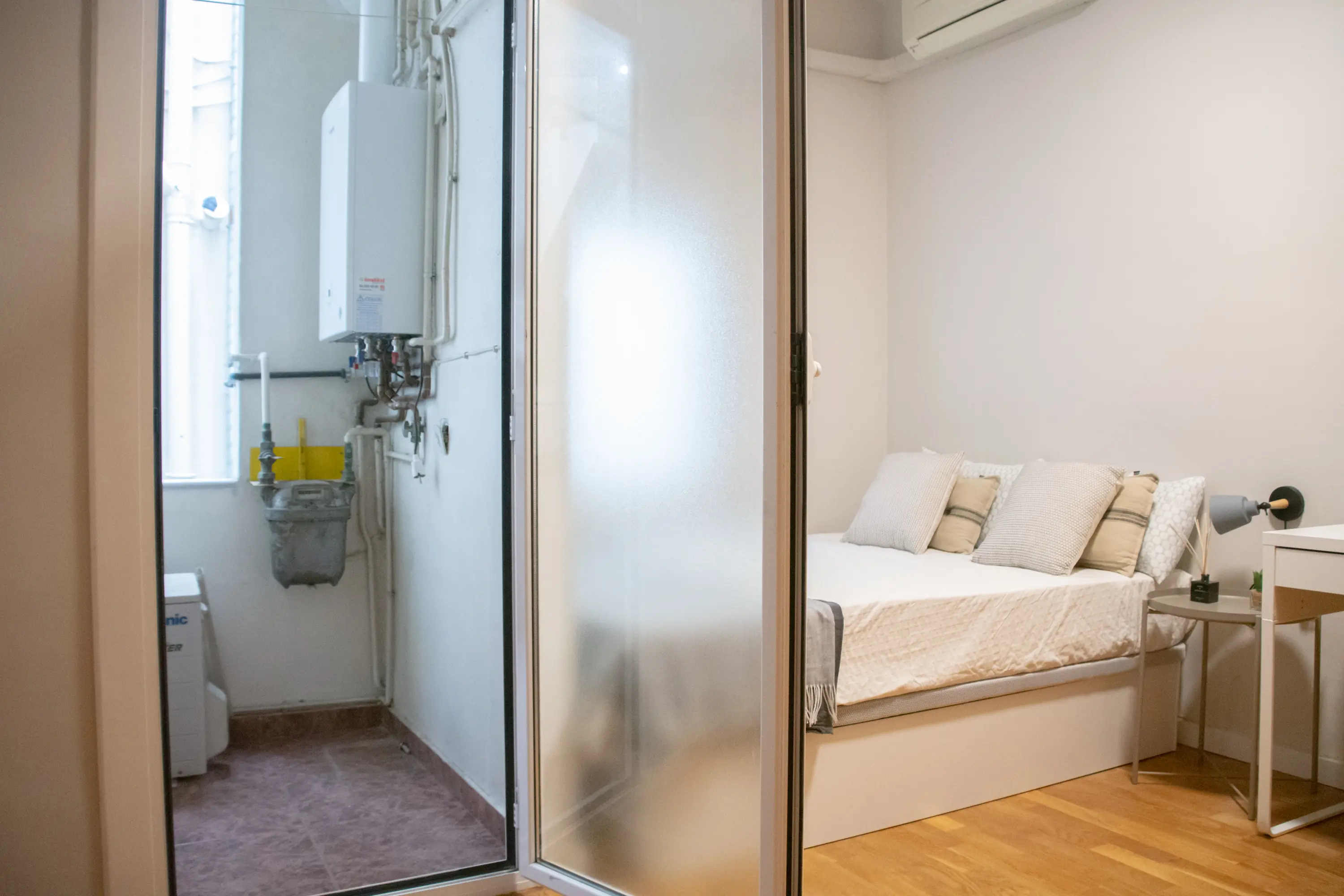 Private room in Barcelona photo 4