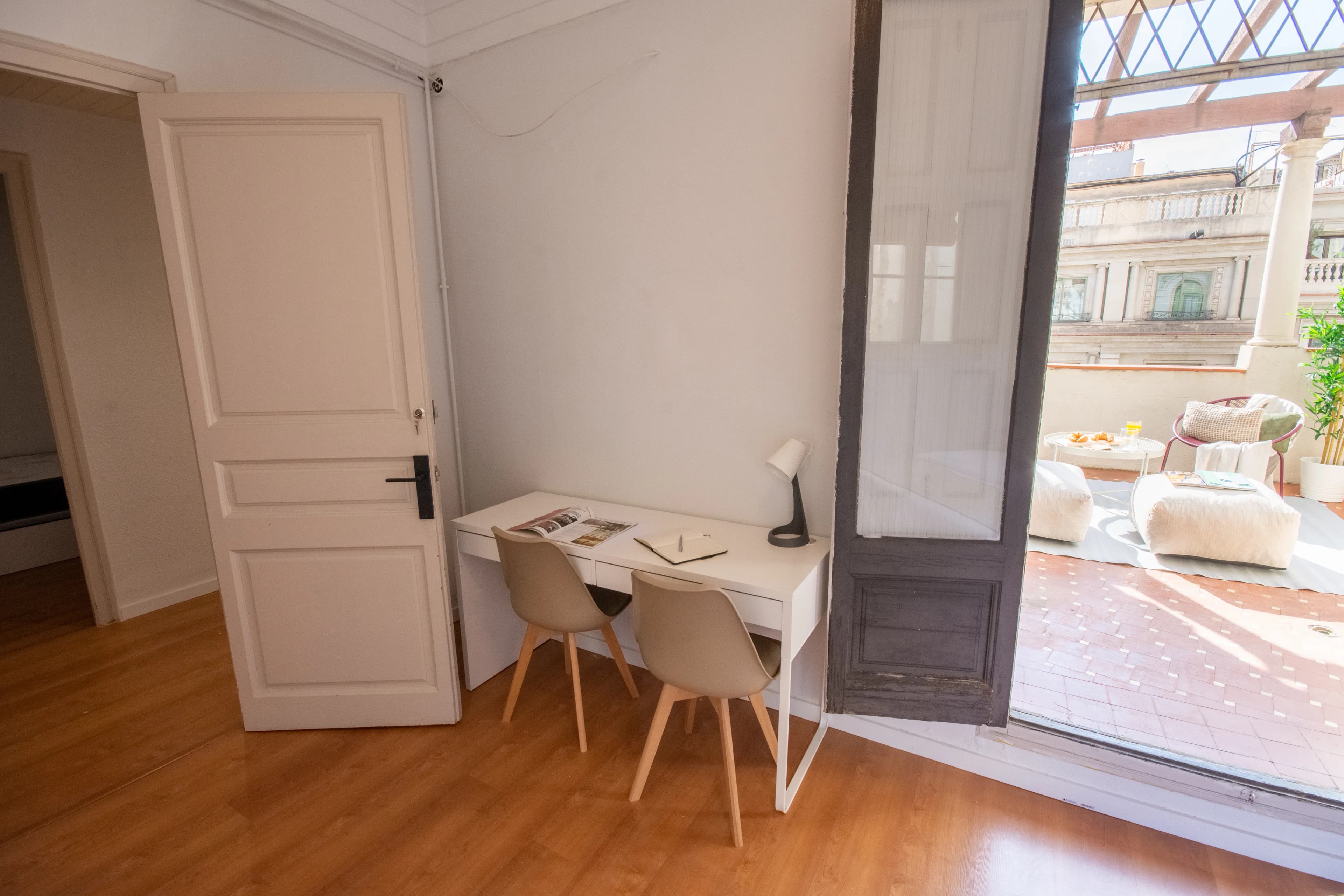 Private room in Barcelona photo 2