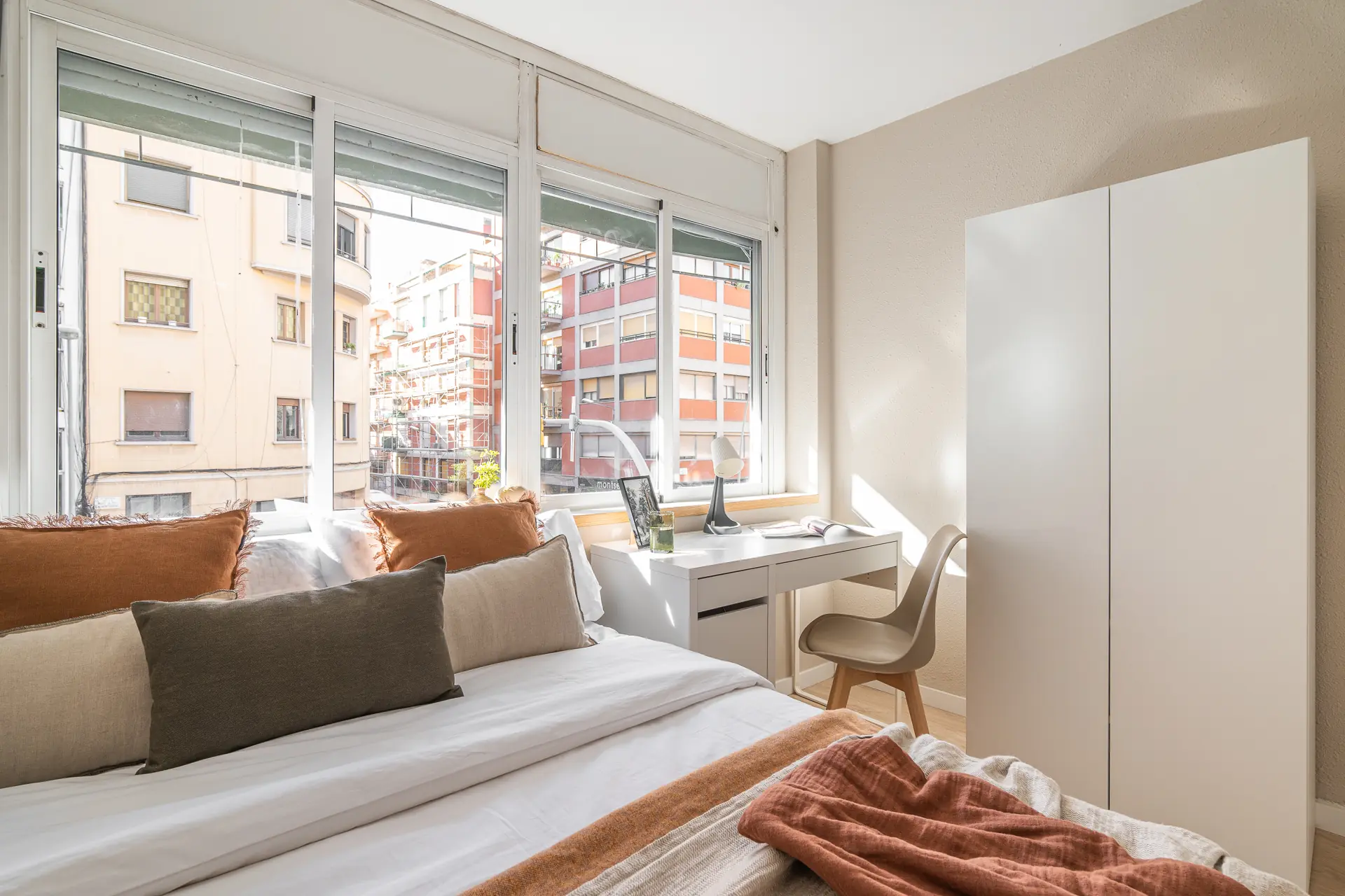 Private room in Barcelona photo 2