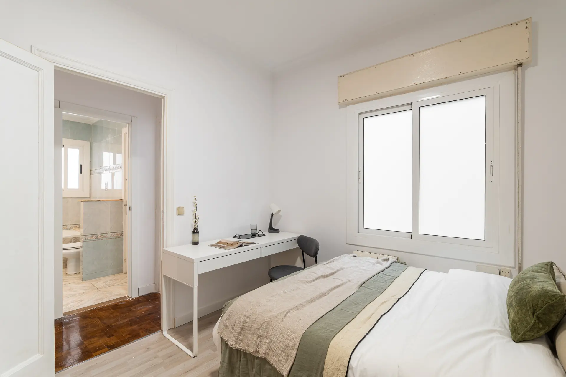 Private room in Barcelona photo 2