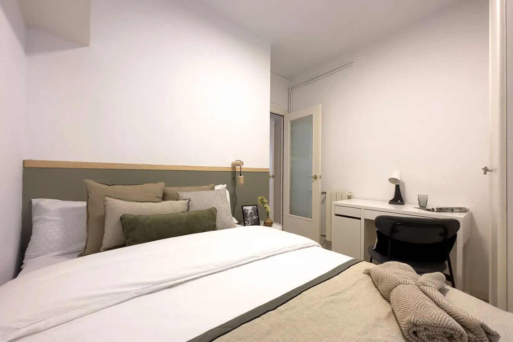 Private room in Barcelona photo 3