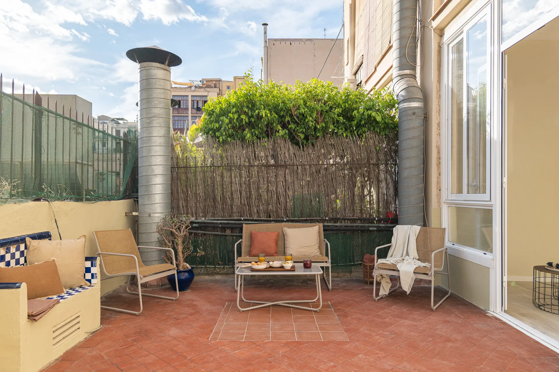 Private room in Barcelona photo 2