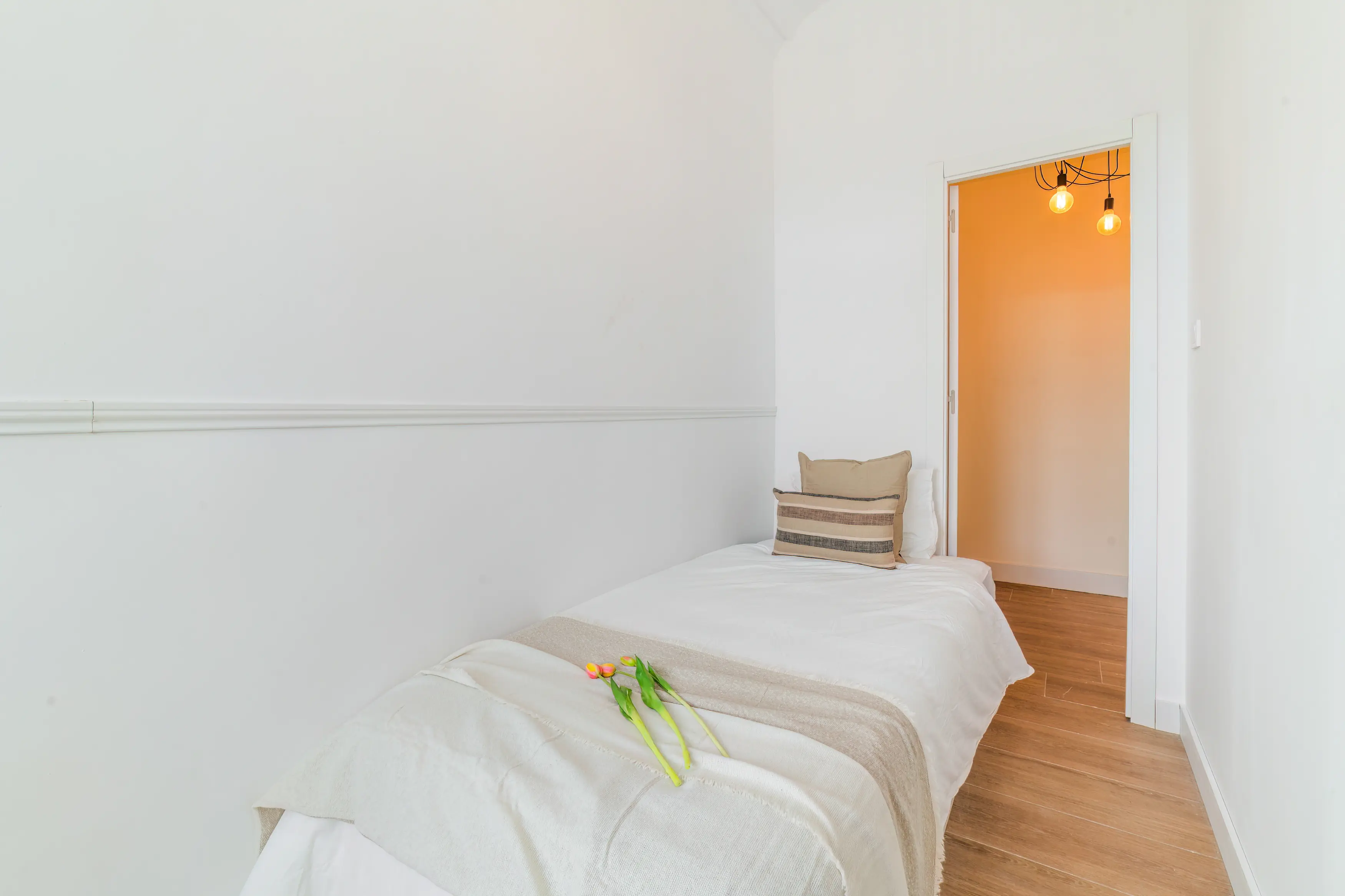 Private room in Madrid photo 3