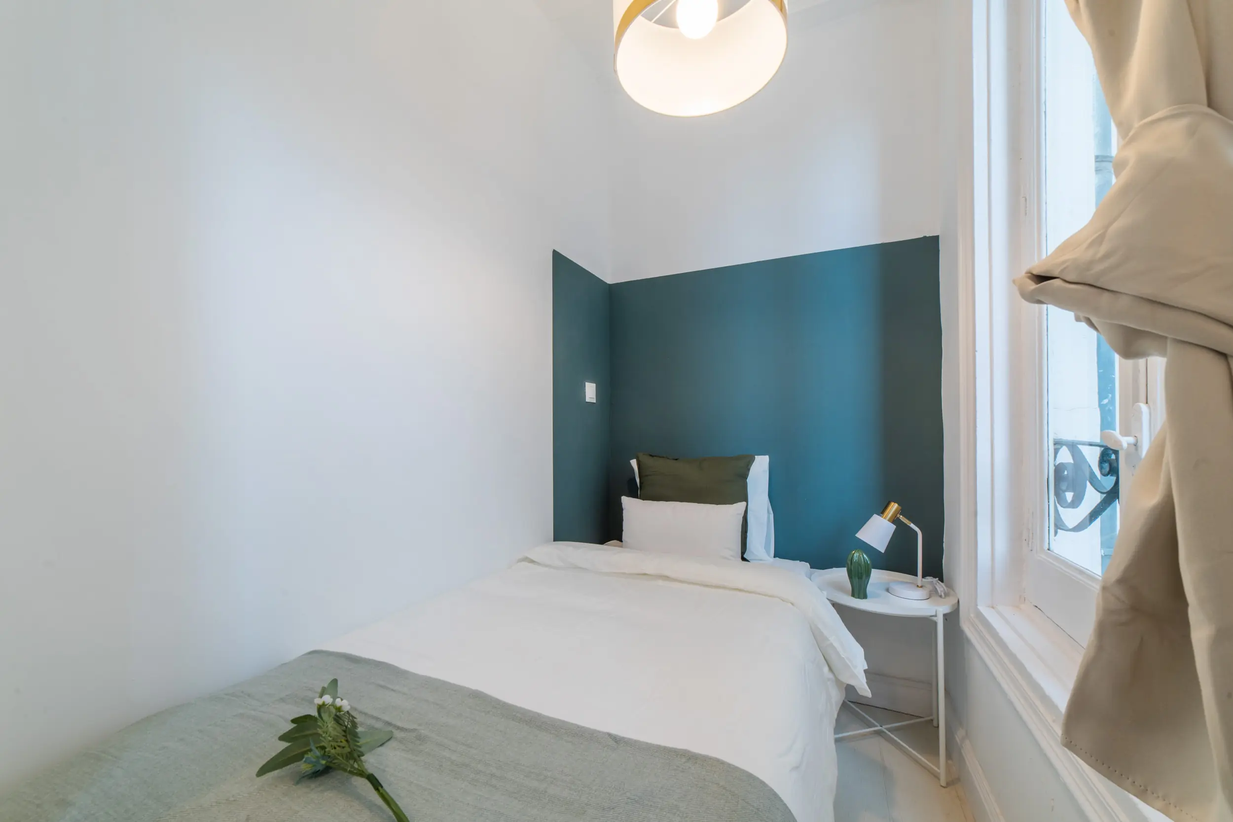 Private room in Madrid photo 2