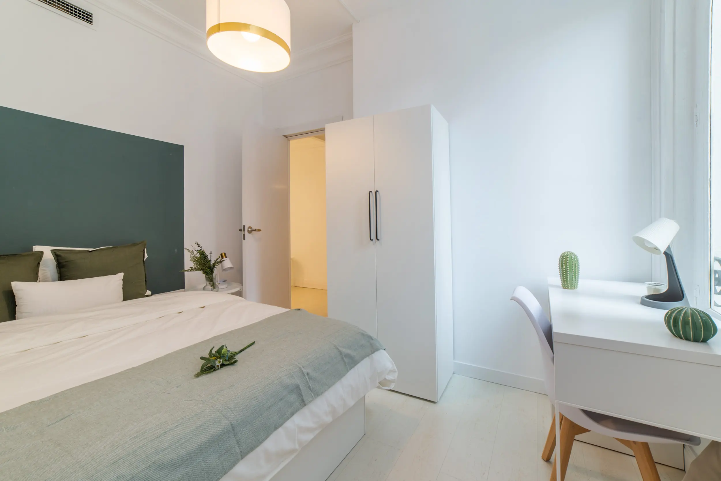 Private room in Madrid photo 2