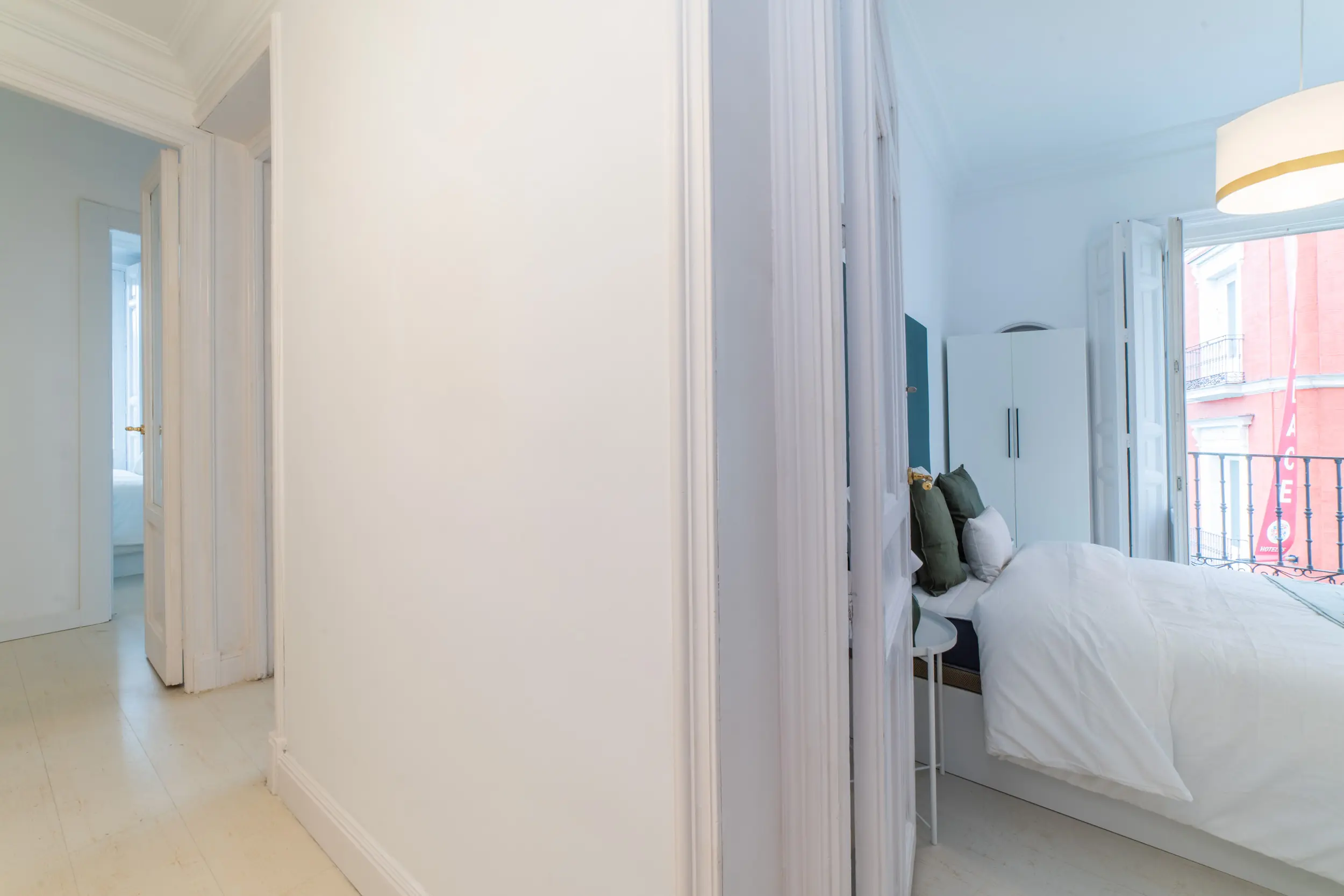 Private room in Madrid photo 5