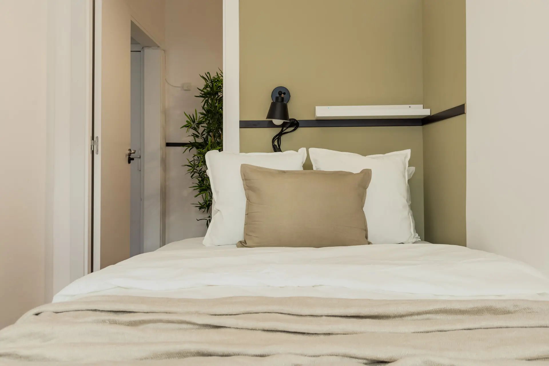 Private room in Barcelona photo 3